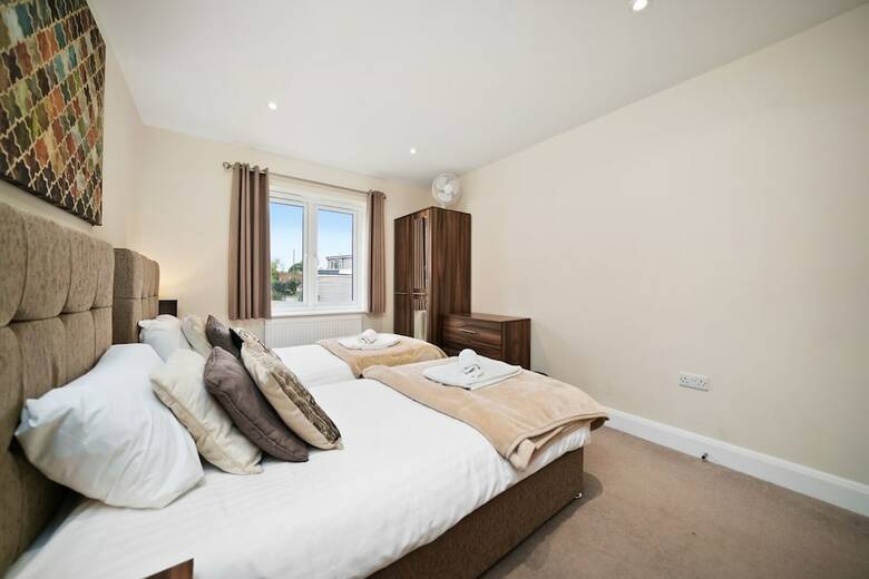 Heathrow Living Serviced Apartments By Ferndale
