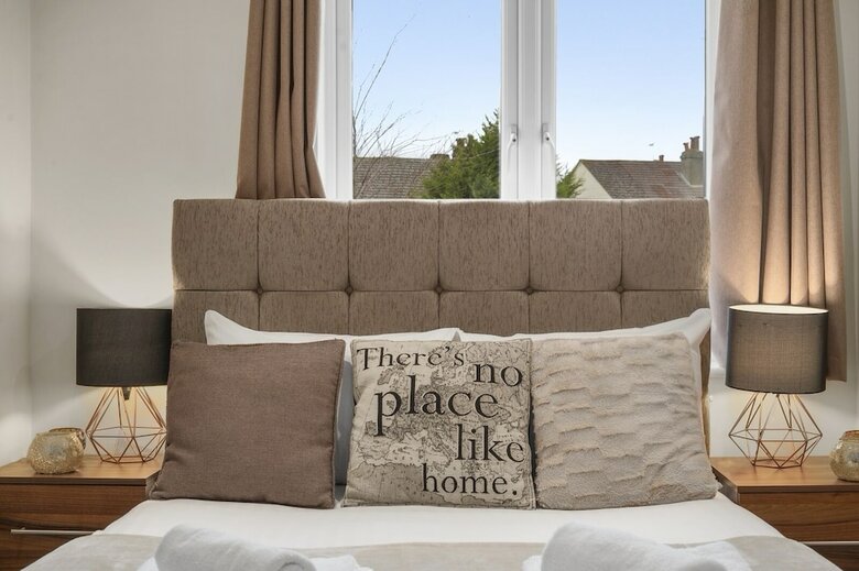 Heathrow Living Serviced Apartments By Ferndale