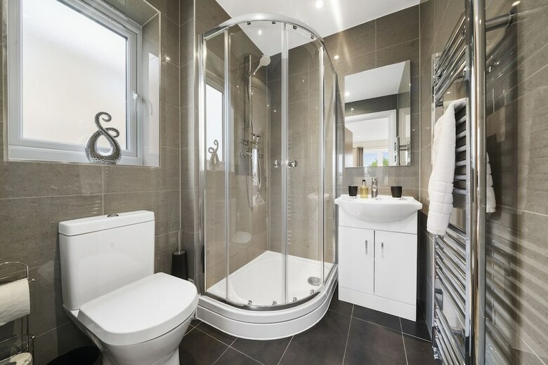 Heathrow Living Serviced Apartments By Ferndale