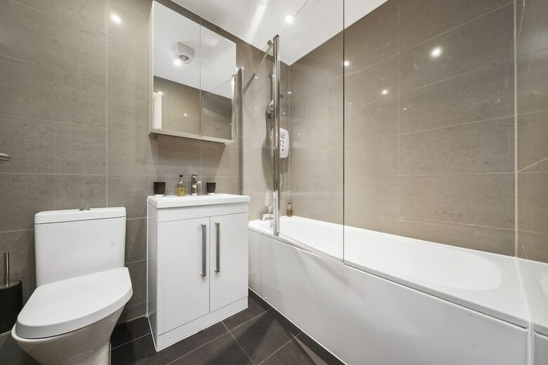 Heathrow Living Serviced Apartments By Ferndale