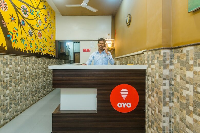 Oyo 11672 Hotel Shubham