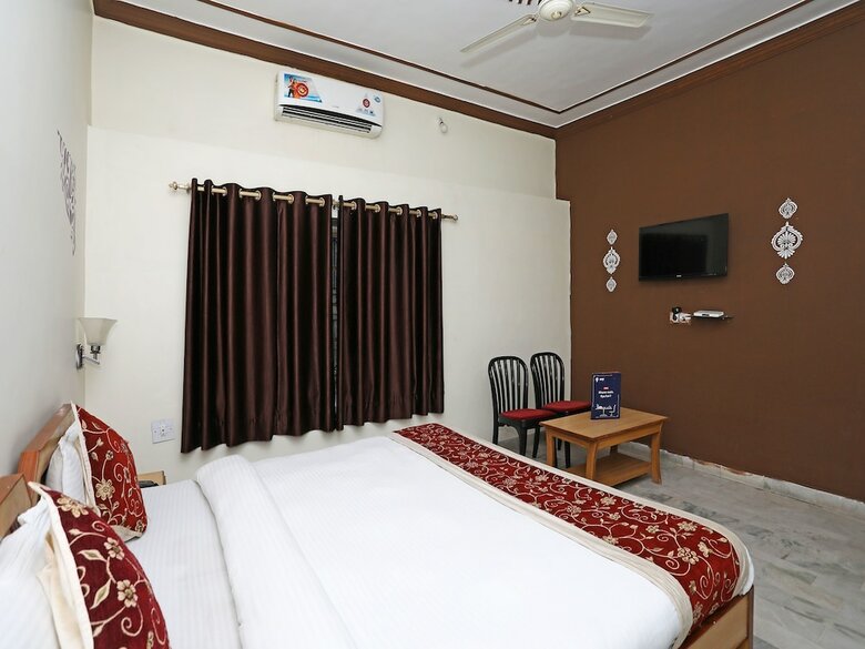 Hotel Oyo 10936 Rajasthan Resort