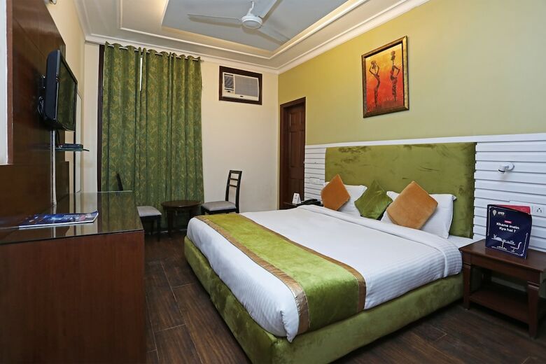 Oyo 9300 Hotel Sufyan