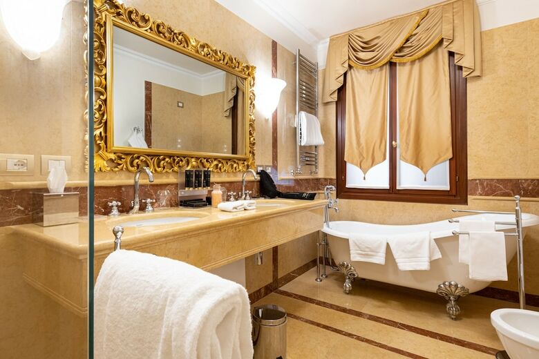 Hotel C� Bonfadini Historic Experience