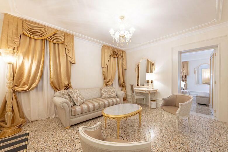 Hotel C� Bonfadini Historic Experience