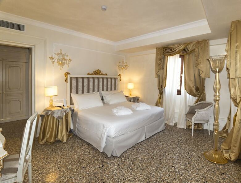 Hotel C� Bonfadini Historic Experience