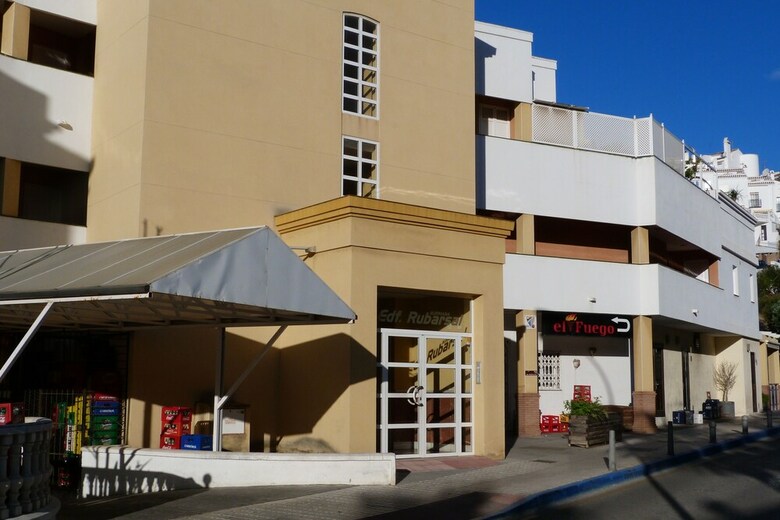 Apartamentos Rubarsal Burriana Nerja Bluewater