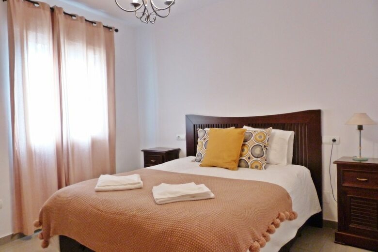 Apartamentos Rubarsal Burriana Nerja Bluewater