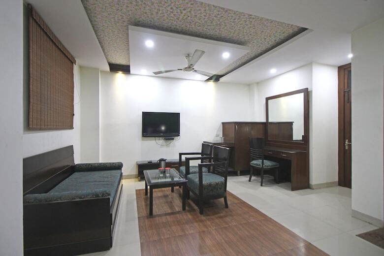 Oyo 510 Hotel Chand Palace