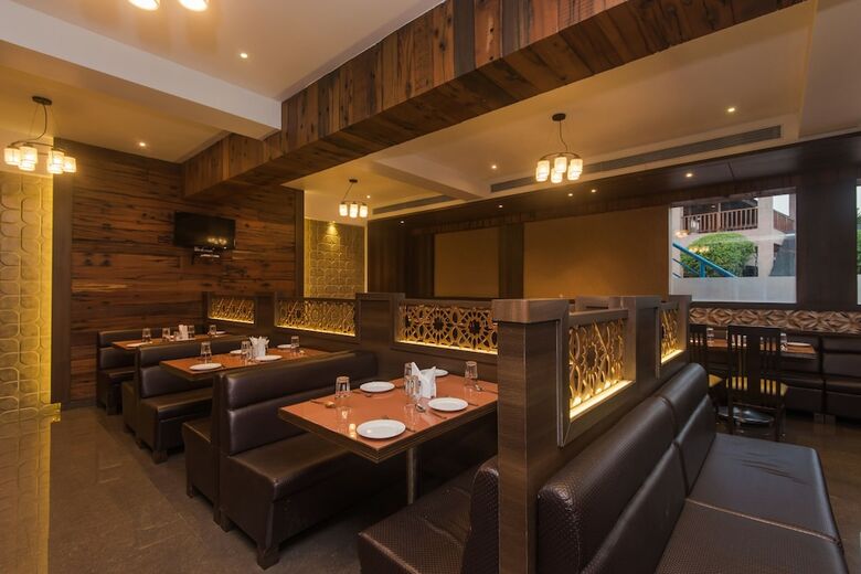 Oyo 10652 Hotel Kushala Green