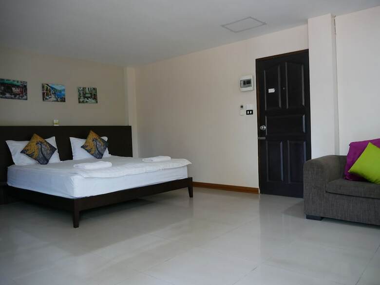 Hotel Live Inn