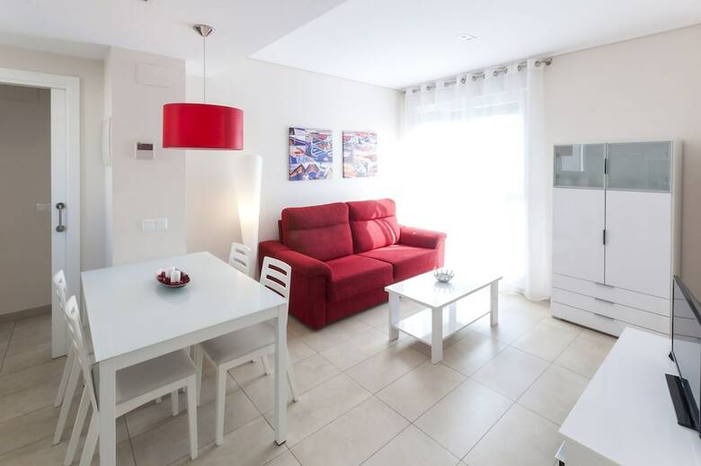 Beach & Port Apartments