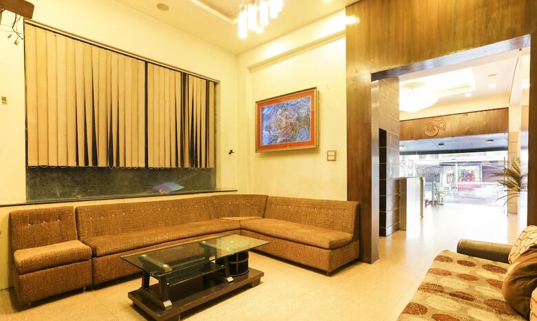 Hotel Treebo Shanta Inn