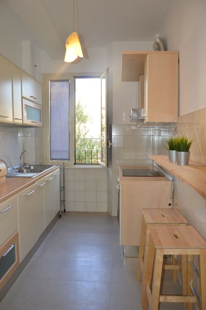 Re Di Roma Helios Apartment