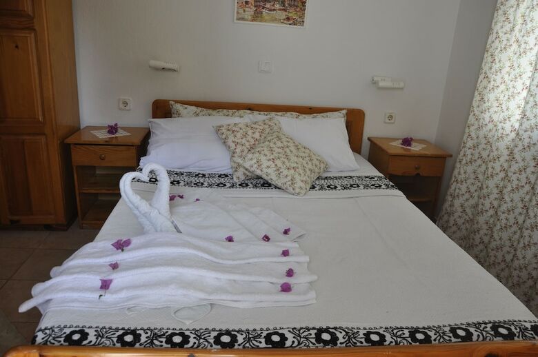 Dalyando Hotel