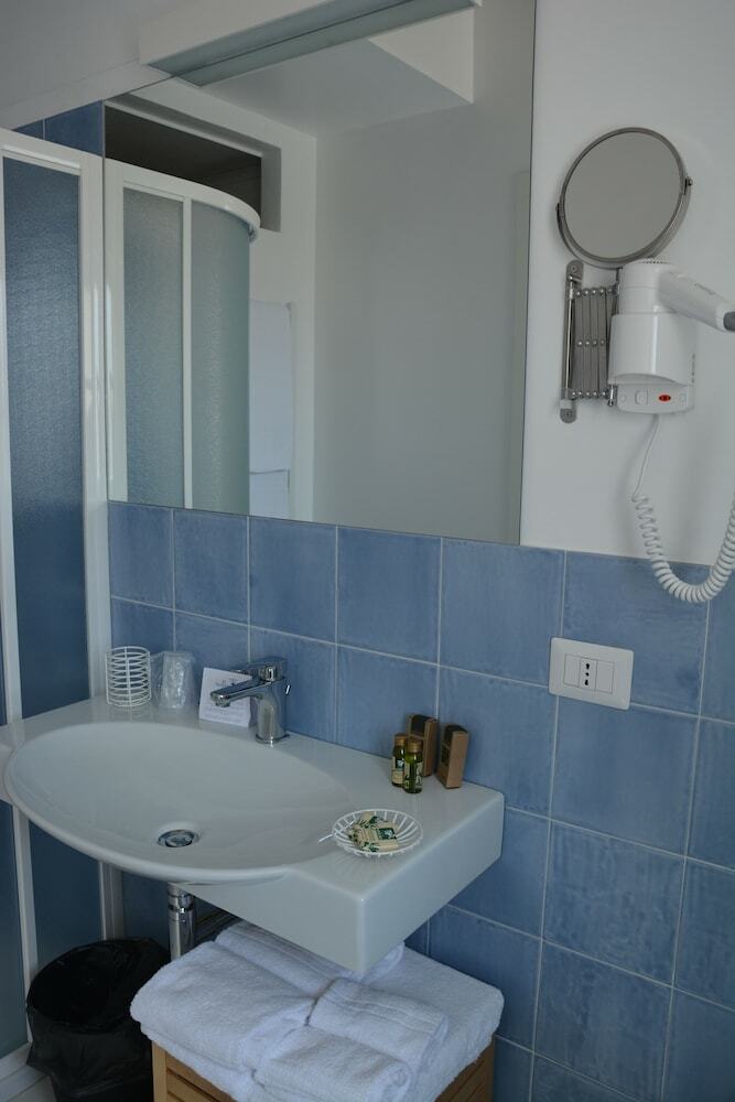 Hotel La Scibina - Ospitalit� Mediterranea