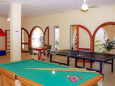 Beach Hotel Cambury