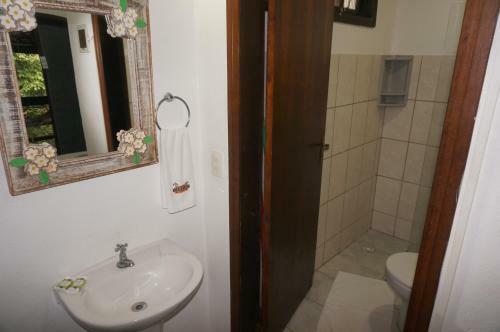 Hostal Ref�gio De Camburi