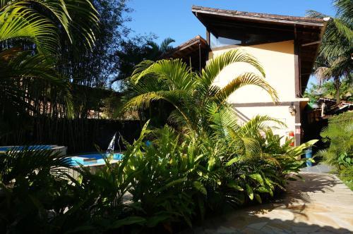 Hostal Ref�gio De Camburi