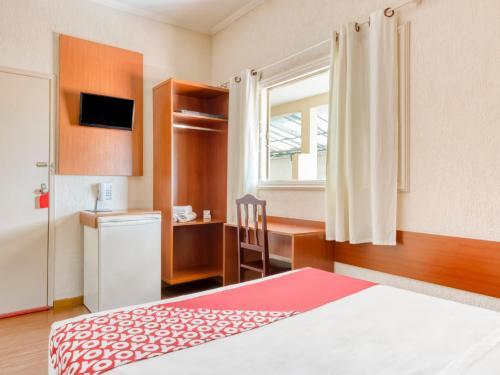 Lelis Hotel