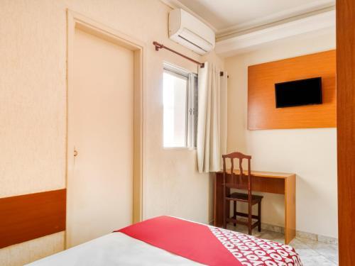 Lelis Hotel