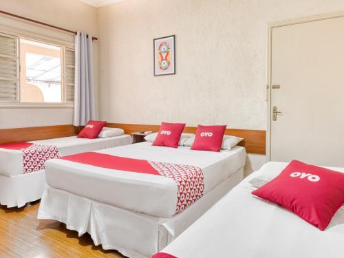 Lelis Hotel