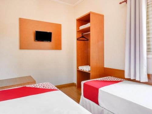 Lelis Hotel