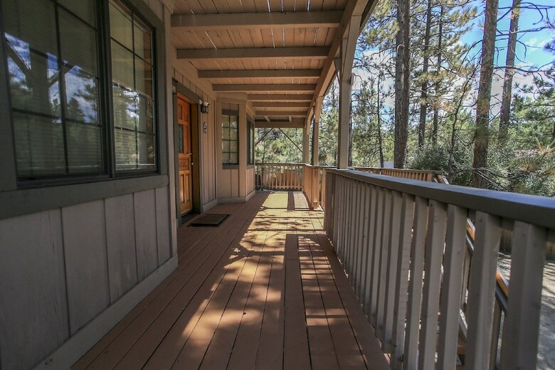 Crater Lake Villa