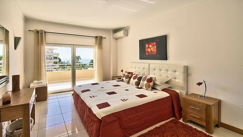 Apartamentos Quinta De Barracuda
