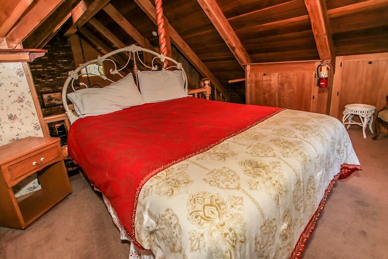 Cornerstone Cabin