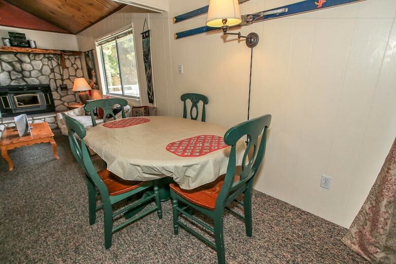 Cabana Moonridge Retreat