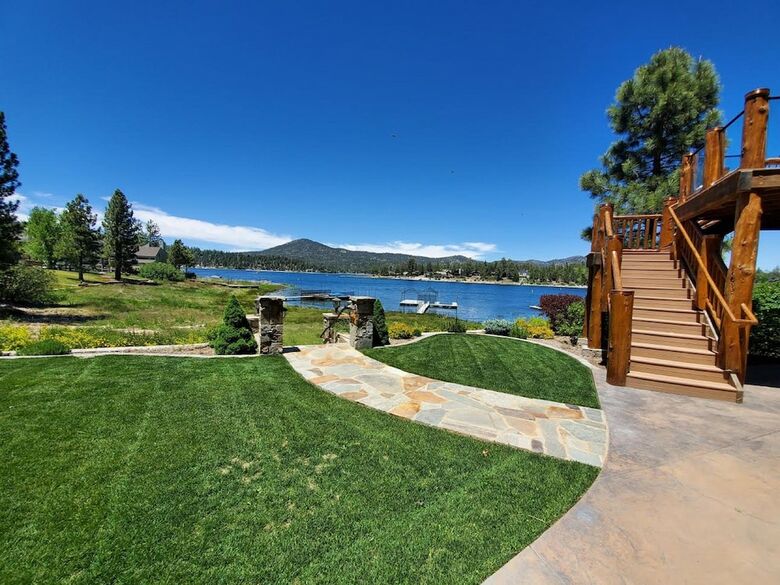 Quiet Bay Landing