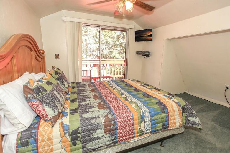 Cabana Sugar Bear