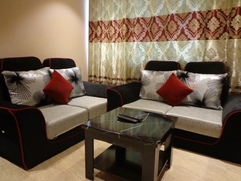Hotel Ashwa Park