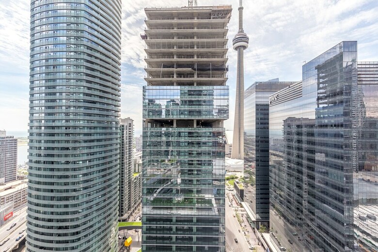 Apartamentos Simply Comfort. Maple Leaf Square