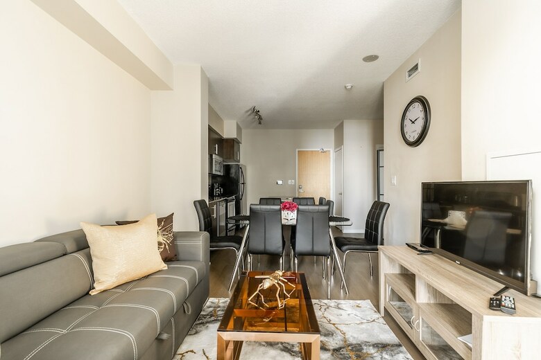 Apartamentos Simply Comfort. Maple Leaf Square