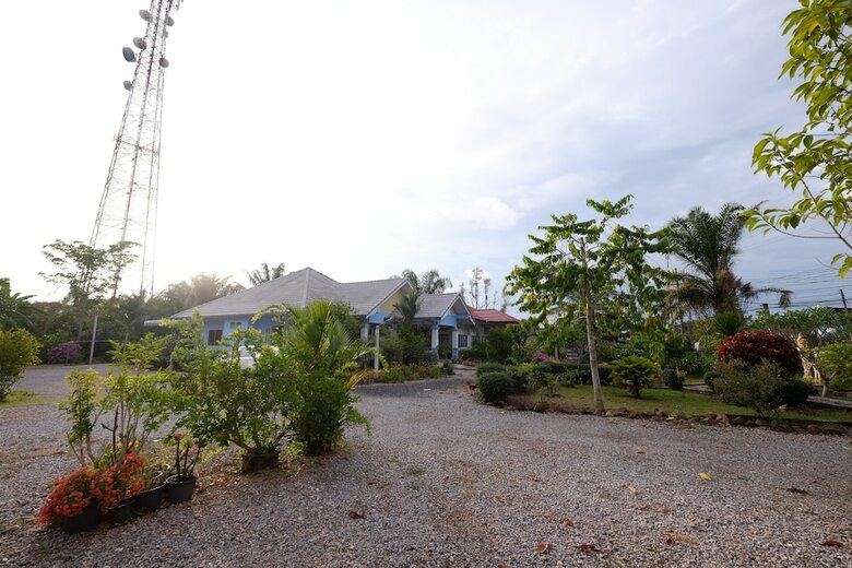 Hotel Daddy's Home Resort