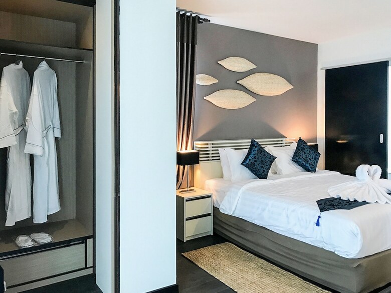 Syphon Hotel & Apartment
