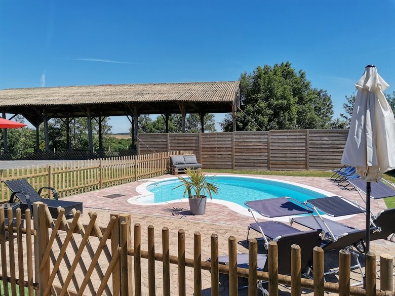 Hotel Les Clefs de L Argili�re