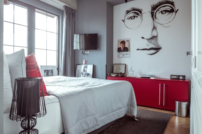 Design Hotel Rooms & Rumors