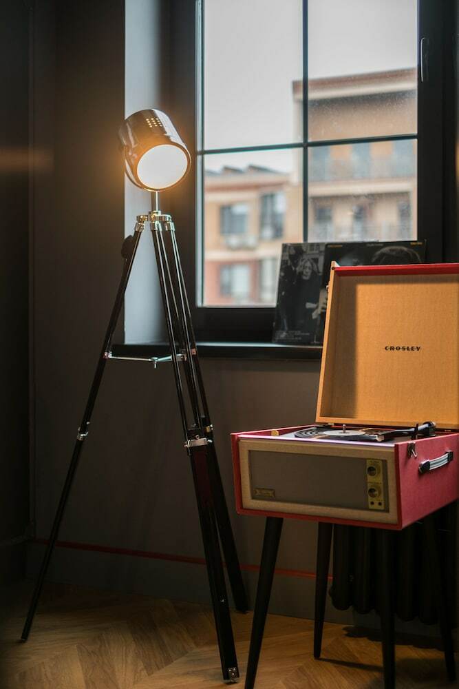 Design Hotel Rooms & Rumors
