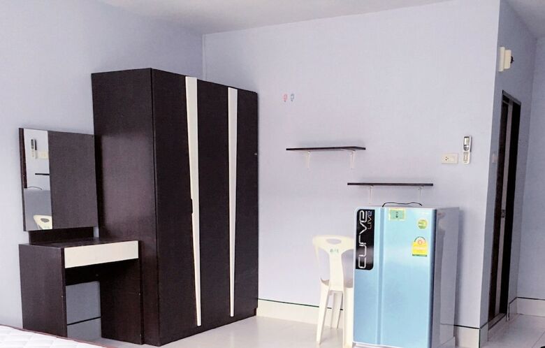 Hotel Baan Saen Rak Apartment