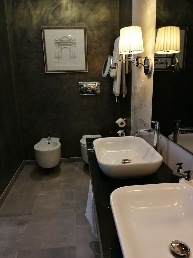 Apartamentos Palazzo Jean Parisot Boutique Suites