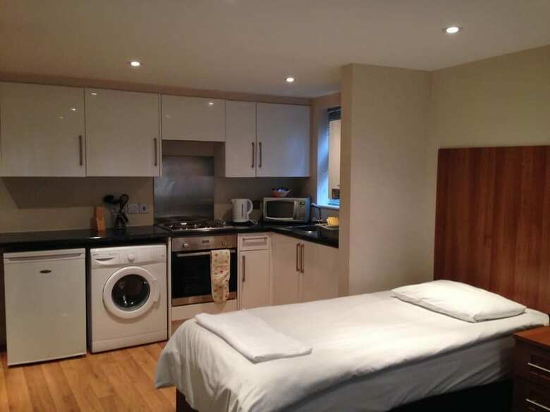 Hotel Buckingham Guest House For Contractors