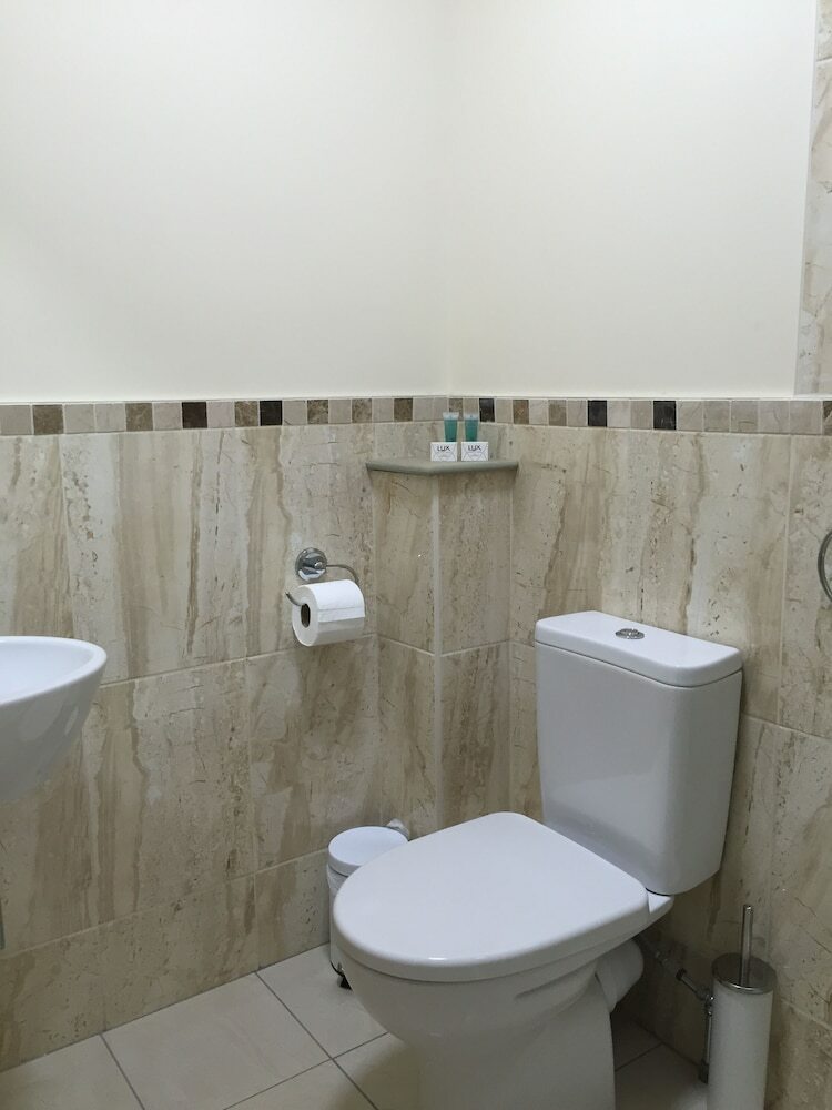 Hotel Buckingham Guest House For Contractors