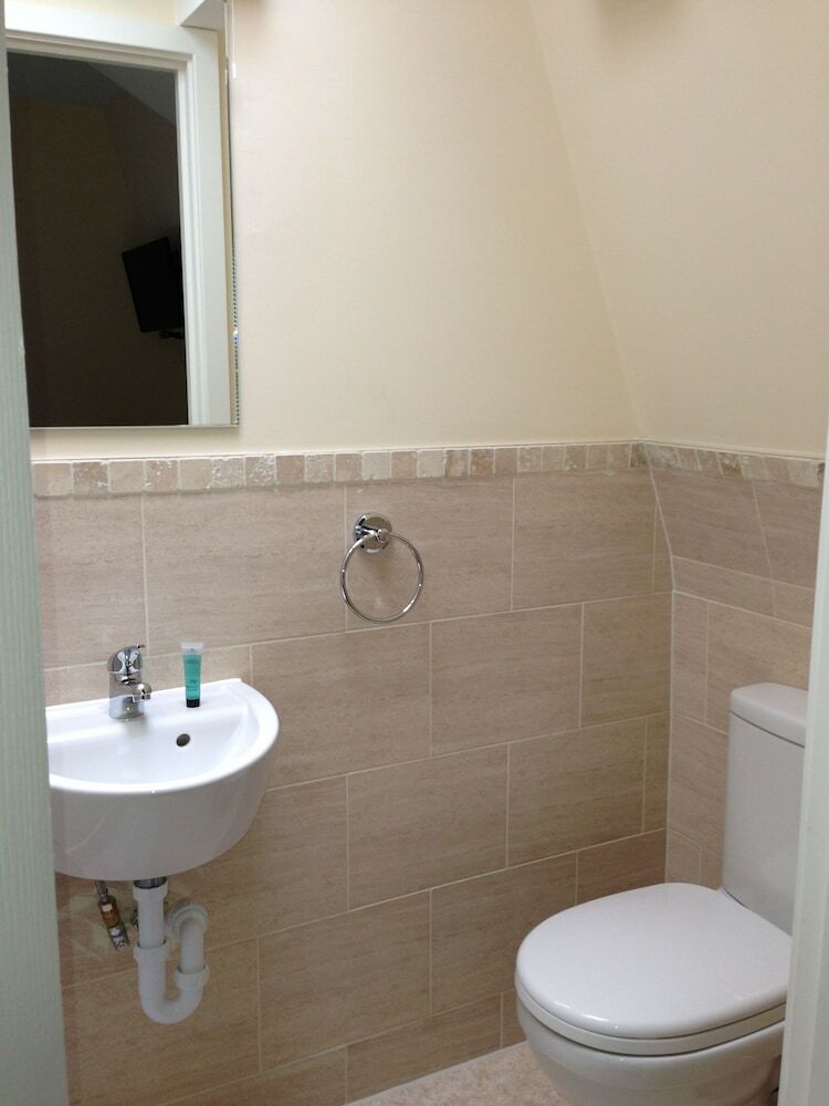 Hotel Buckingham Guest House For Contractors