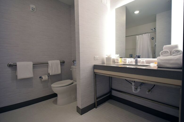 Legacy Hotel At Img Academy
