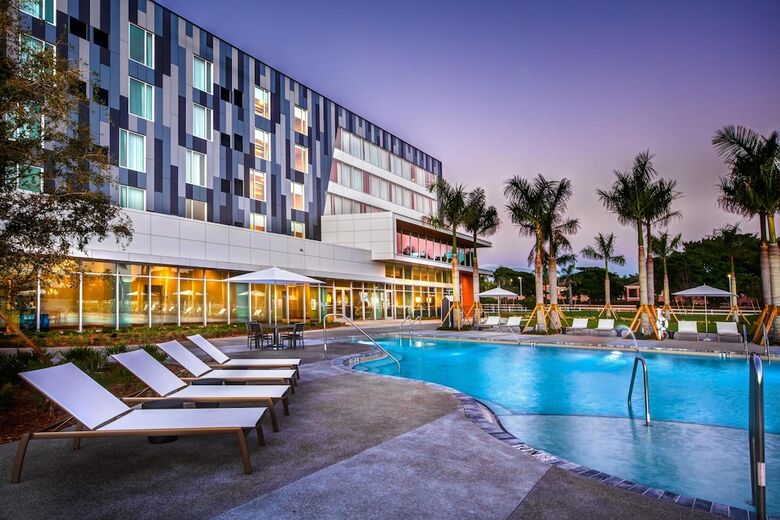 Legacy Hotel At Img Academy