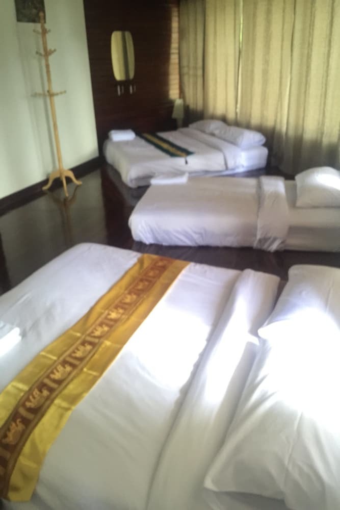 Hotel Bird Land Resort