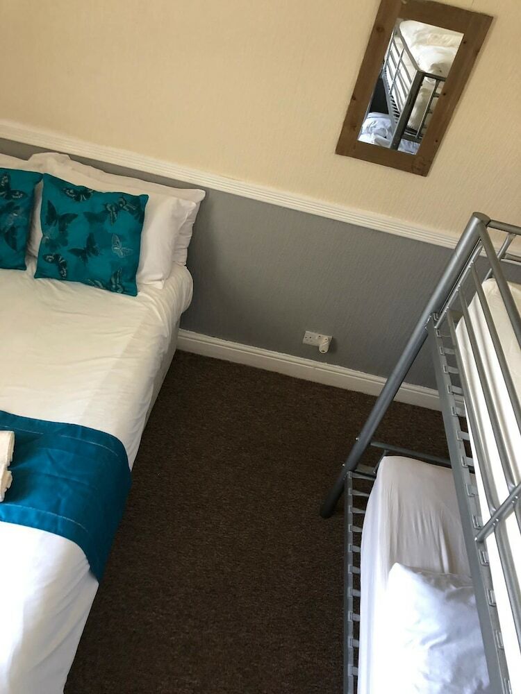 Hotel Coastal Roomz